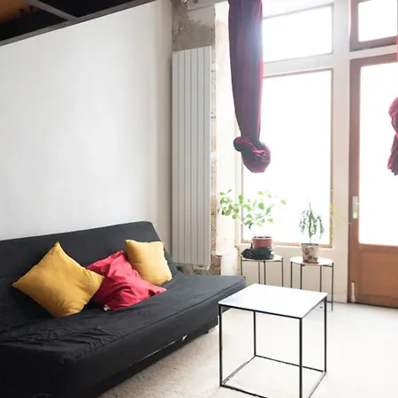 Apartment Small Triplex For 2 In The Heart Of *