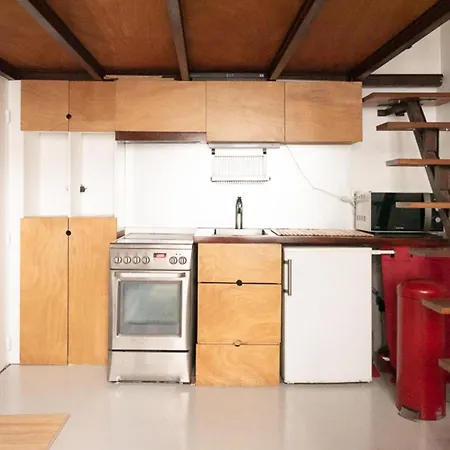 Apartment Small Triplex For 2 In The Heart Of *